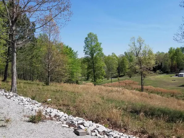 88 Eleanor Dr, Gilbertsville, KY 42044