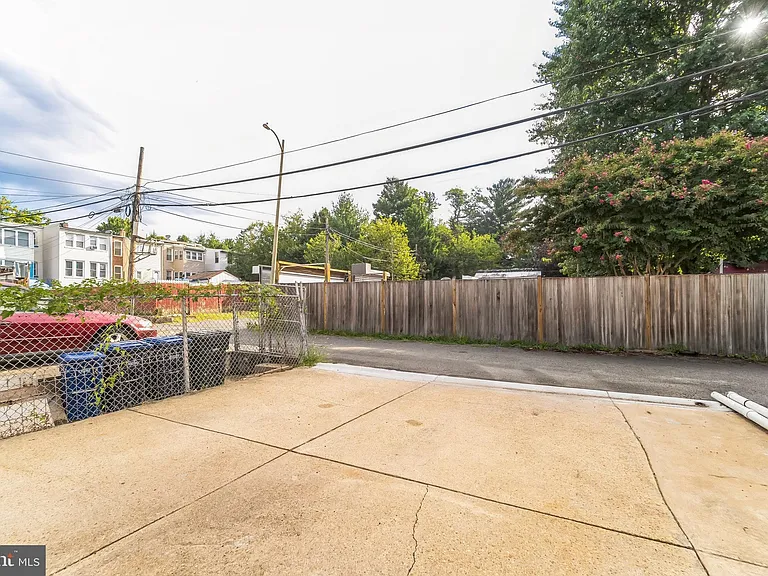 2411 N Capitol St NE #B — Photo 21