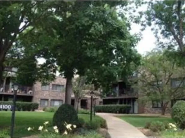 4100 Parklawn Ave APT 216, Edina, MN 55435
