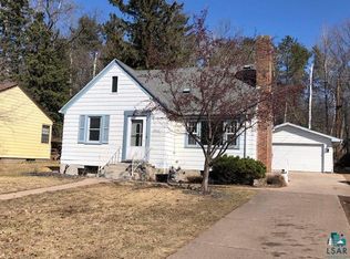 2040 Woodland Ave, Duluth, MN 55803