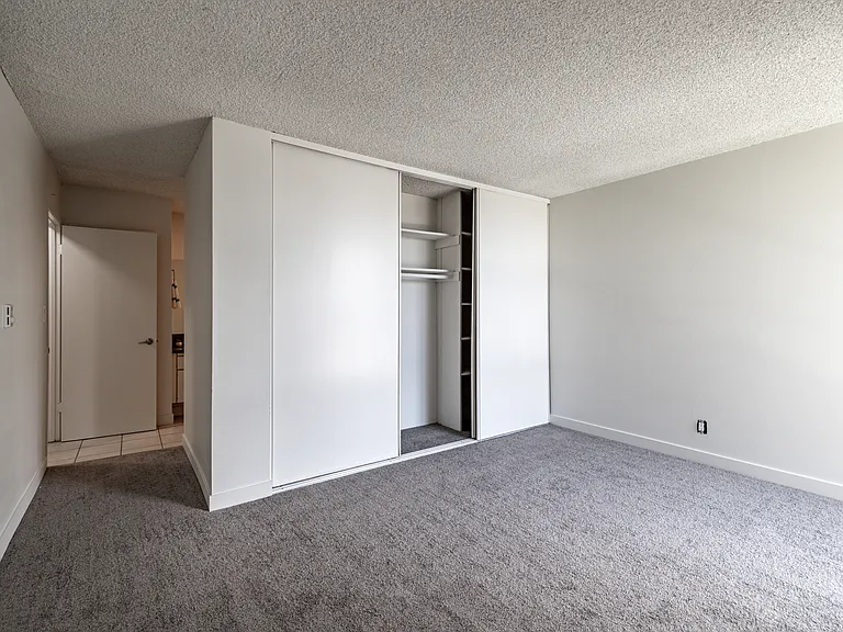 Primary Bedroom (2 Bed 2 Bath)