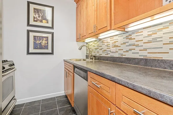 Sold by Corcoran | media 2