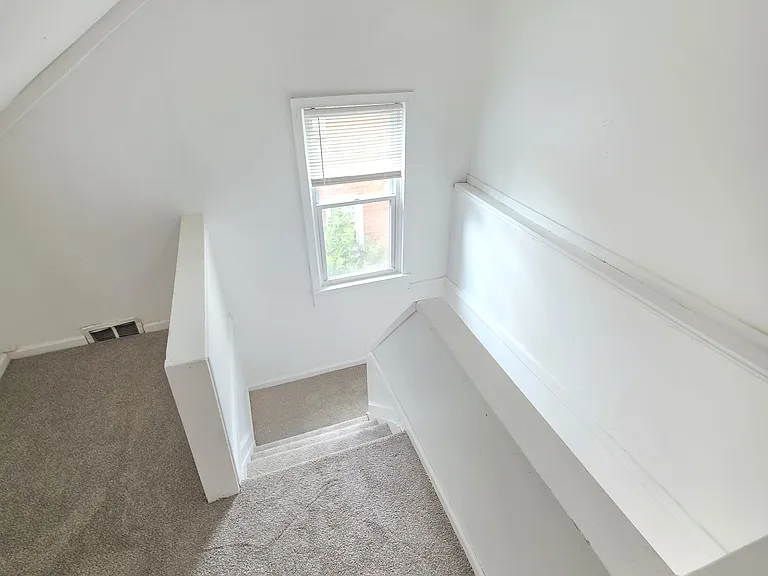 19162 Saint Marys St — Photo 14