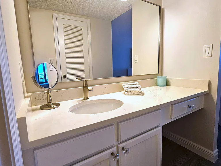 1357 NE Ocean Blvd #215 — Photo 7
