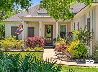 540 Retreat Ln, Gulf Shores, AL 36542