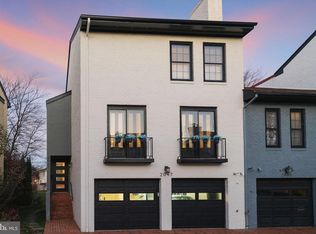 2047 N Abingdon St, Arlington, VA 22207