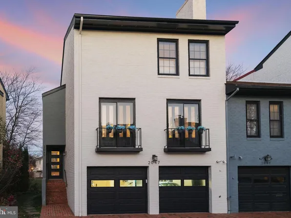2047 N Abingdon St, Arlington, VA 22207