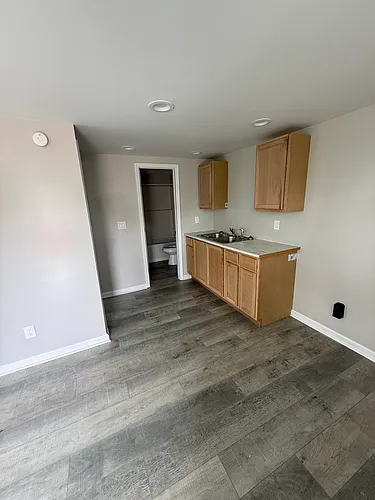 965 8th St NE #1 Photo 1