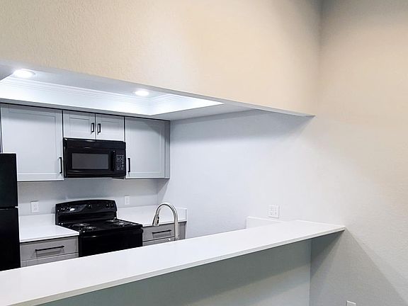 Breakfast bar.