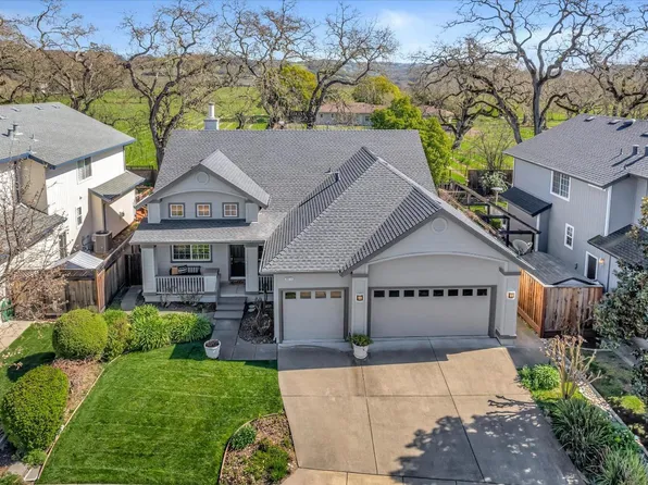 8814 Holly Leaf Drive, Windsor, CA 95492