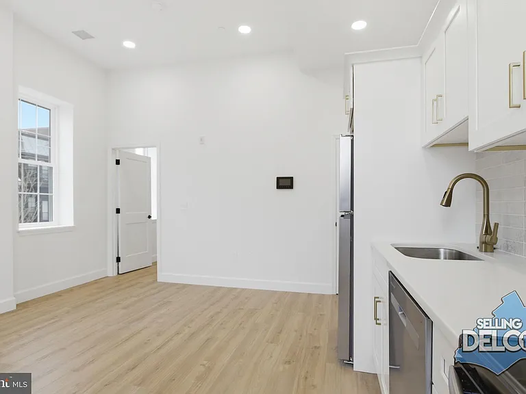 100 W Front St #1A — Photo 17