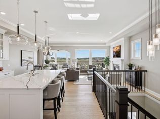 9064 Mills Ln, Chanhassen, MN 55317