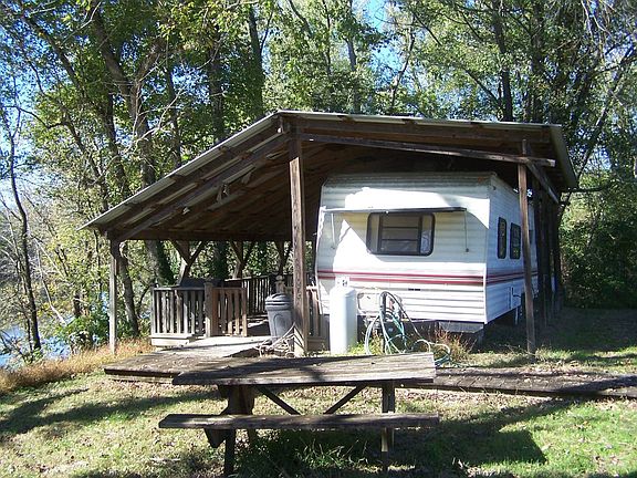 2nd image of 1223 Jackson Hollow Rd