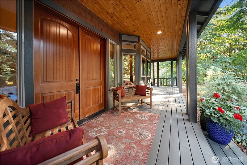 2nd image of 1777 Forest Hill Road