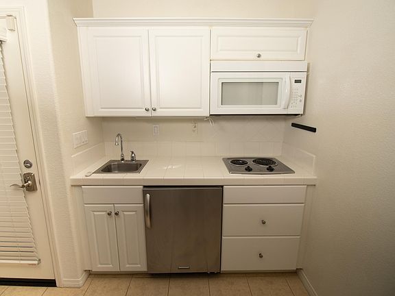 2nd image of 754 Nile River Dr #1