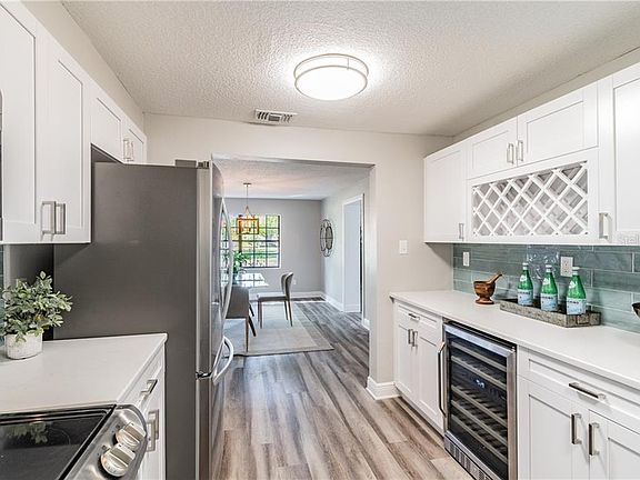 5th image of 4301 W Knights Ave