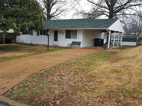 2nd image of 852 Weedel Dr