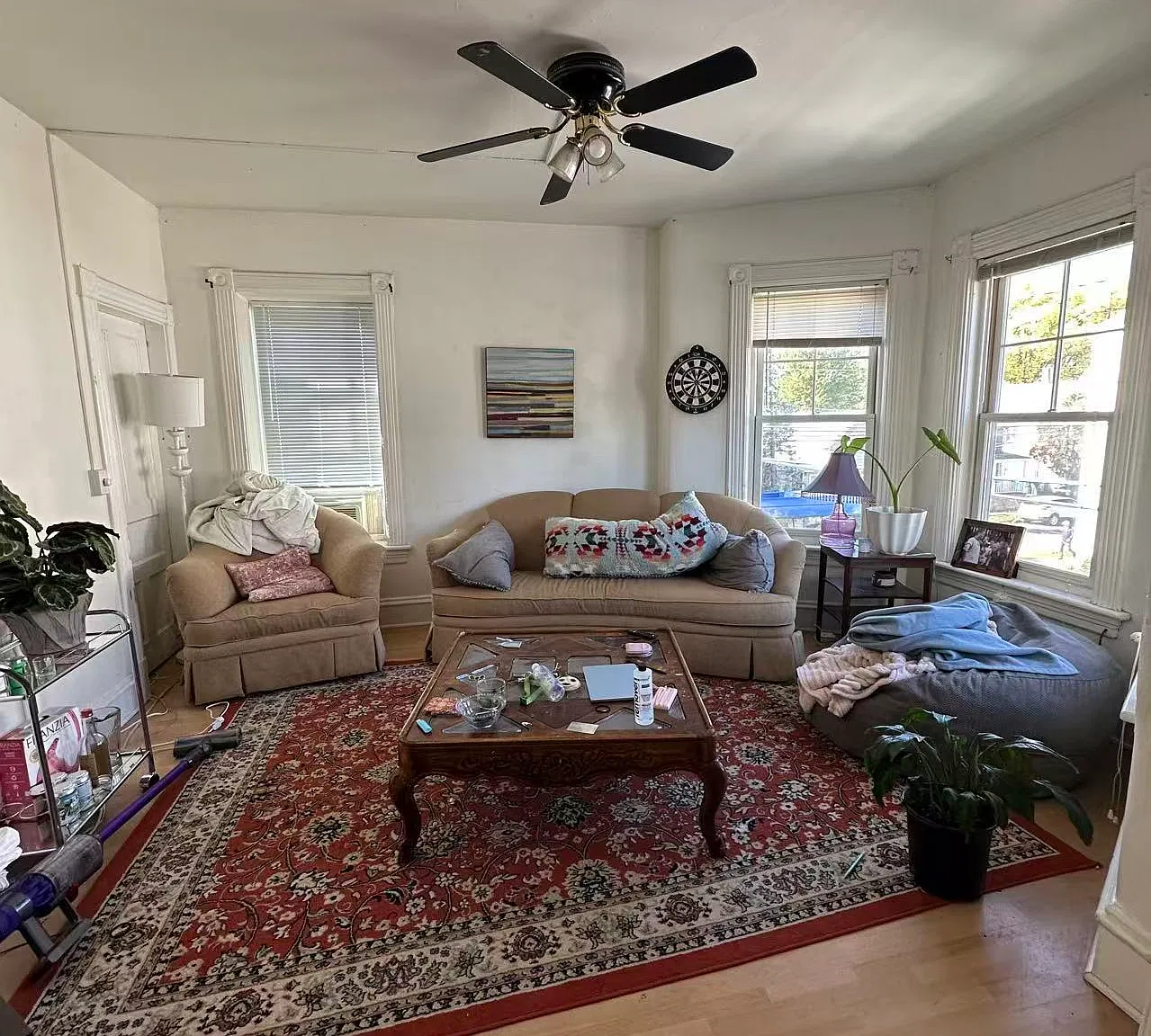 4 bed, 1576 sqft, $3,600 — Photo 2