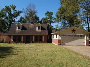 2030 White Feather Trl, Crosby, TX 77532