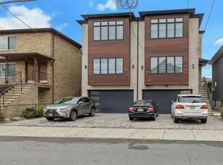 227-229 6th St, Fairview, NJ 07022