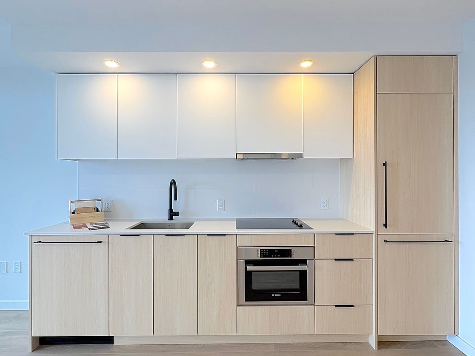 1st image of 13738 Central Ave #2503
