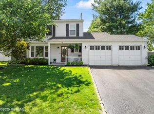 5 Blueberry Path, Howell, NJ 07731