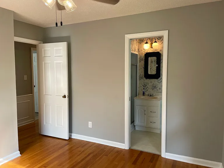 7942 Lake Vista Dr — Photo 31