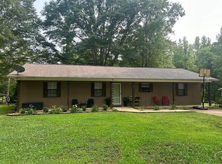 2738 Bankhead Rd SW, Fulton, MS 38843