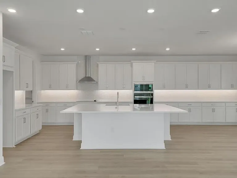 15075 Tea Tree Dr — Photo 9