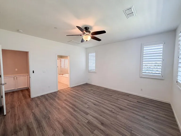 3935 Deergrass Cir — Photo 21