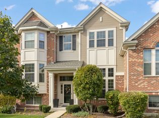 0N094 Vermont Ct, Winfield, IL 60190