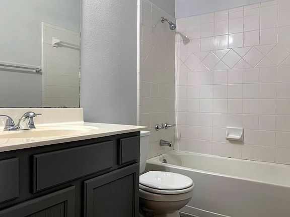 3rd image of 1320 Double Creek Dr #1320