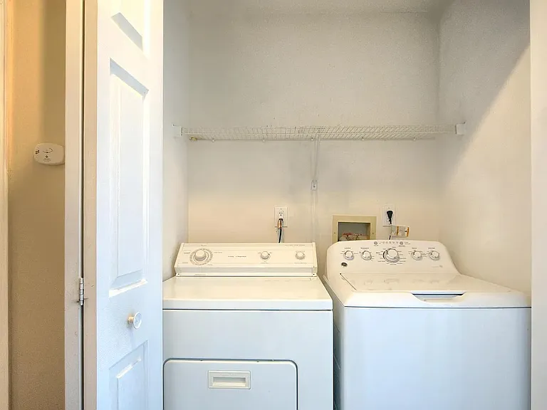 4402 Aberdeen Ln — Photo 22