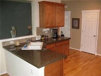 4th image of 1946 16th Ln NE