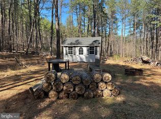 5859 Mountain Air Dr, Springfield, WV 26763