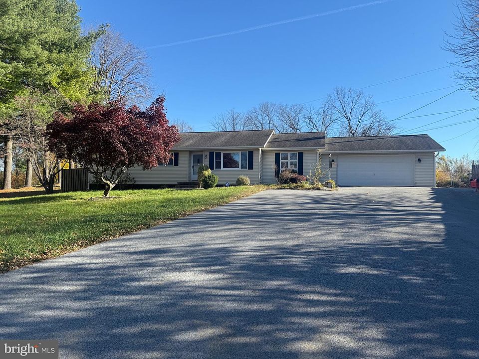 1st image of 322 Aldrin Ln