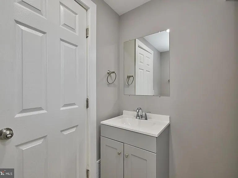 1516 Opus Ave — Photo 8