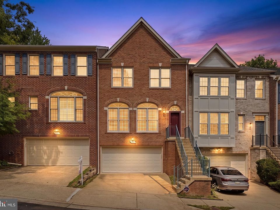 1st image of 2715 Pembsly Dr