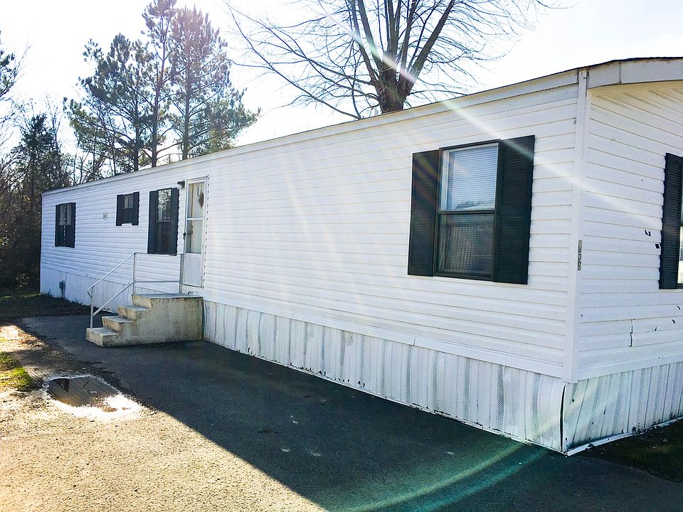 1st image of 859 Sunflower Ln