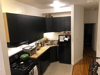 Rented by R New York