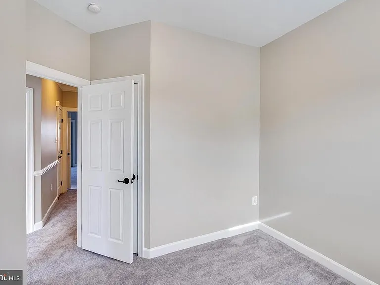 9684 Atterbury Ln — Photo 35