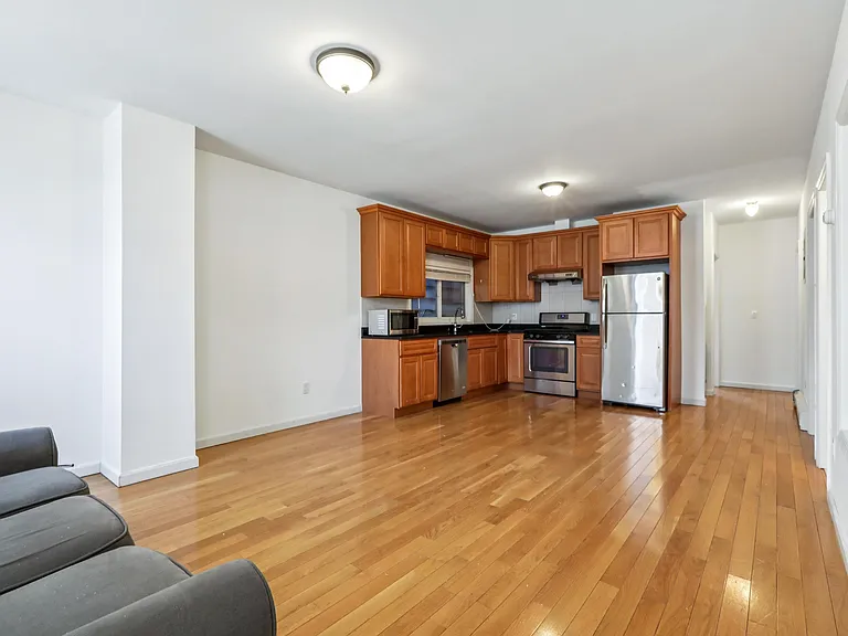66 Chestnut Ave #1 — Photo 9