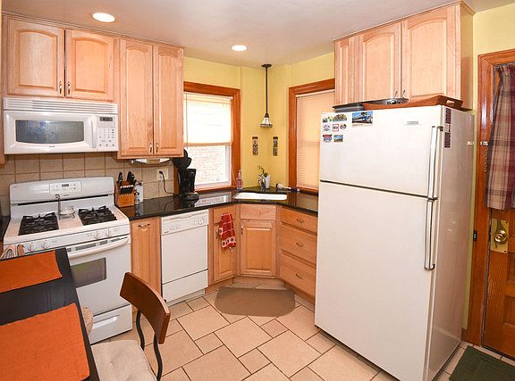 5th image of 1742 N 73rd Ave