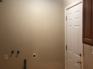 918 River Oaks Blvd, Paducah, KY 42001