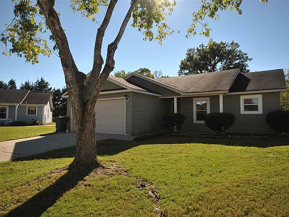 2nd image of 13064 Hermosa Dr SW