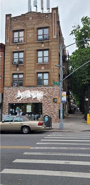 2nd image of 5302 7th Ave