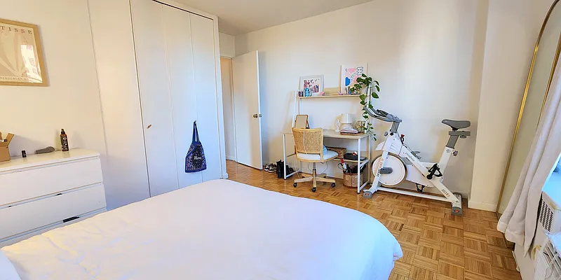 Rented by Corcoran | media 6