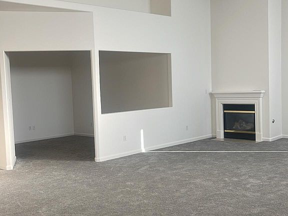 4th image of 1501 Countrywood Ln