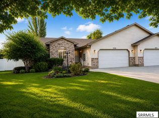 3826 E Silverwood Cir, Ammon, ID 83406