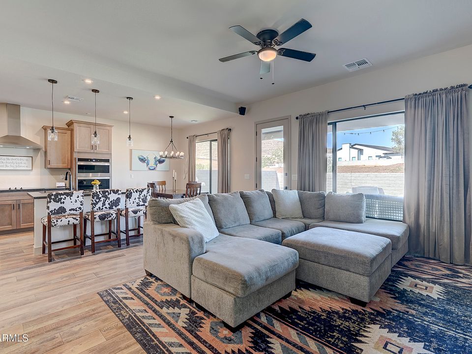2nd image of 4462 N GARRETT Drive